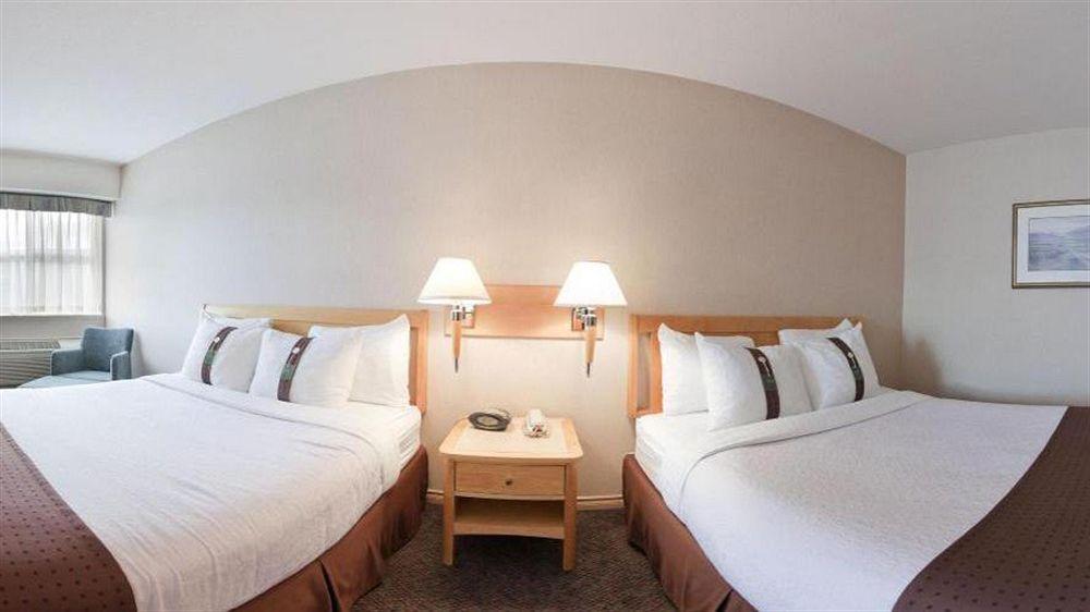 Doubletree By Hilton كيلونا الغربية المظهر الخارجي الصورة
