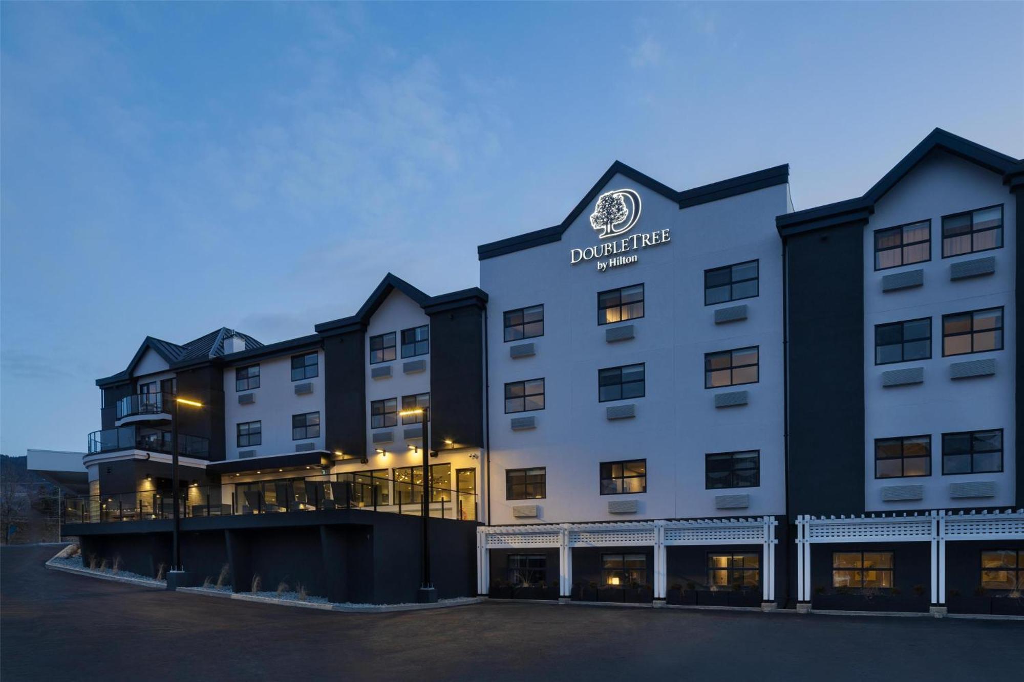 Doubletree By Hilton كيلونا الغربية المظهر الخارجي الصورة
